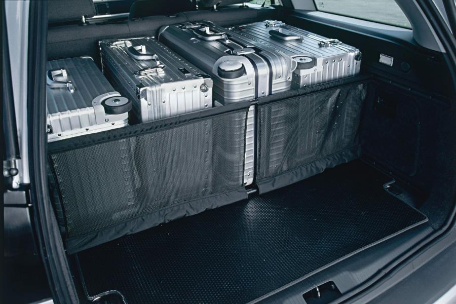 Багажник Opel Vectra Station Wagon 2005 года  (фото 29 из 33)